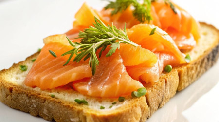 С лососем слабосоленым