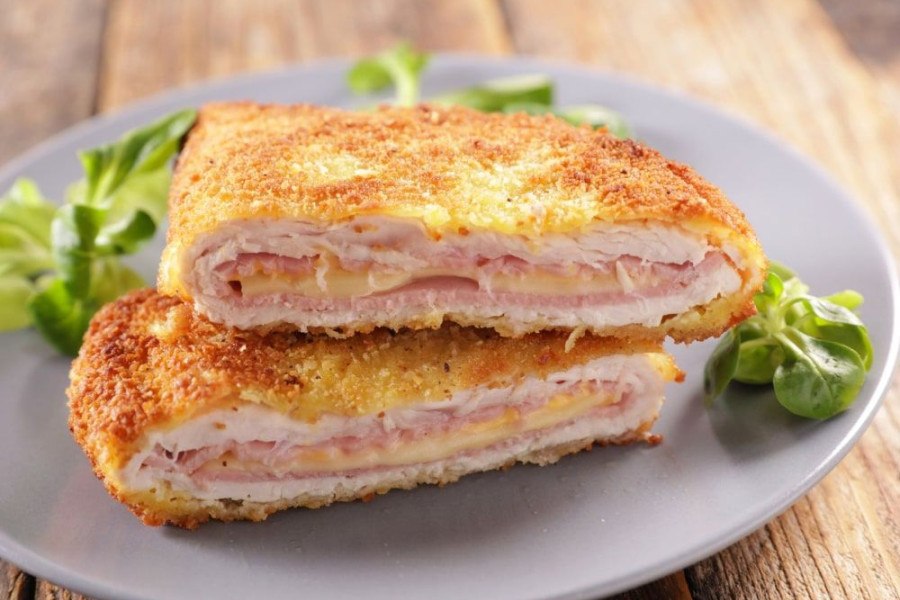 ‪Отбивная Кардон блю