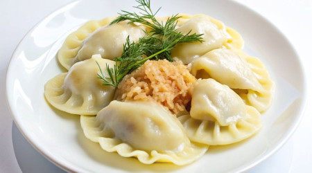 Вареники Донские традиции с квашенной капустой (курица, свинина)