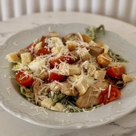 Салат «Цезарь» с курицей