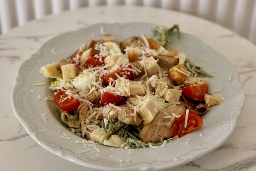 Салат «Цезарь» с курицей