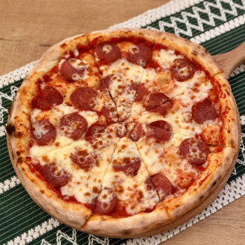 Пицца пепперони 30 см 