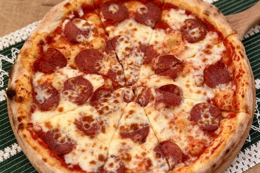 Пицца пепперони 30 см 