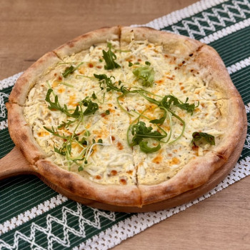 Пицца четыре сыра 30 см 