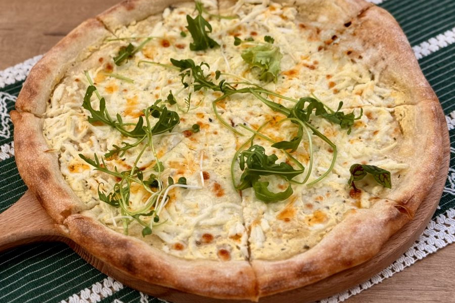 Пицца четыре сыра 30 см 